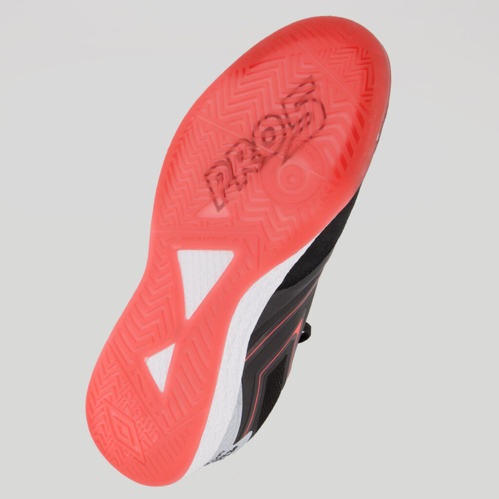 Umbro Pro 5 Bump - FutFanatics