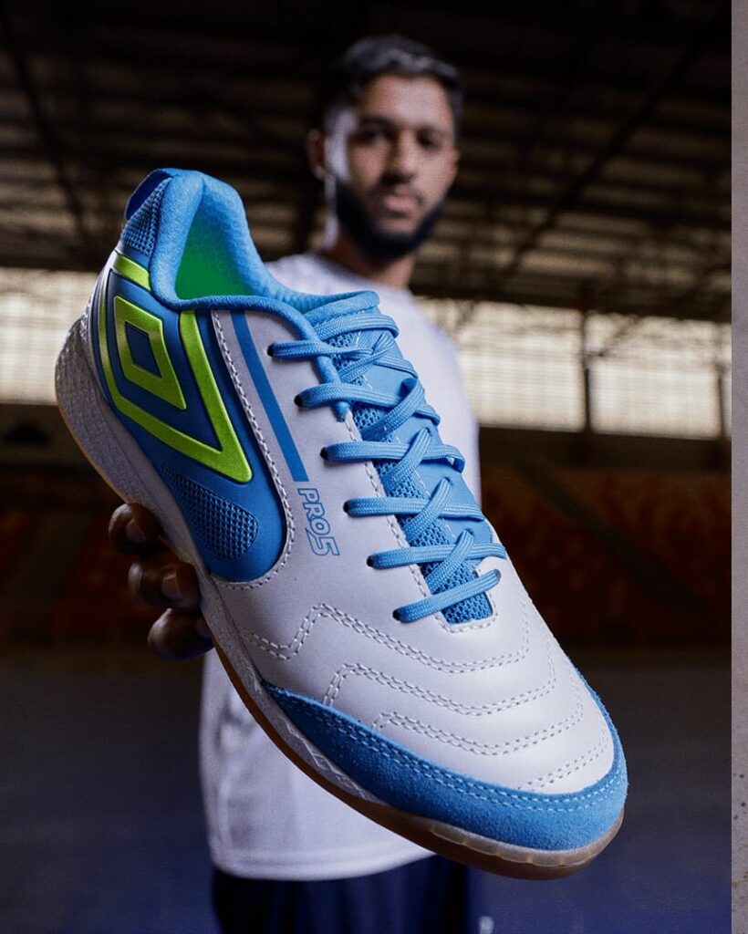 Umbro Pro 5 Bump - FutFanatics