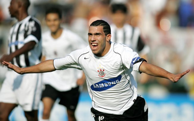 Extranjeros en Brasil: Tevez