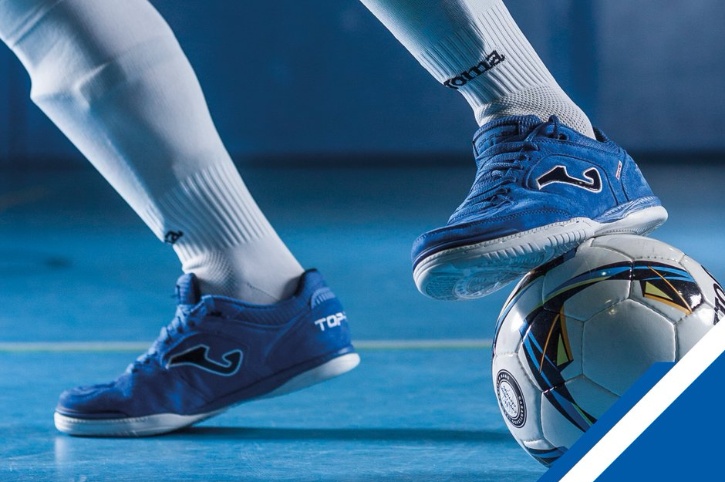 botas de futbol para pies anchos