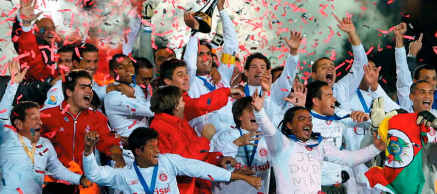 ¡Intercampeón del mundo! El mundo es Colorado #CamisasHistorias